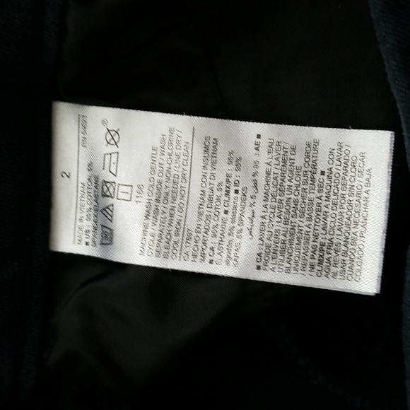 Old Navy Pixie Pants - Picture 12 of 15
